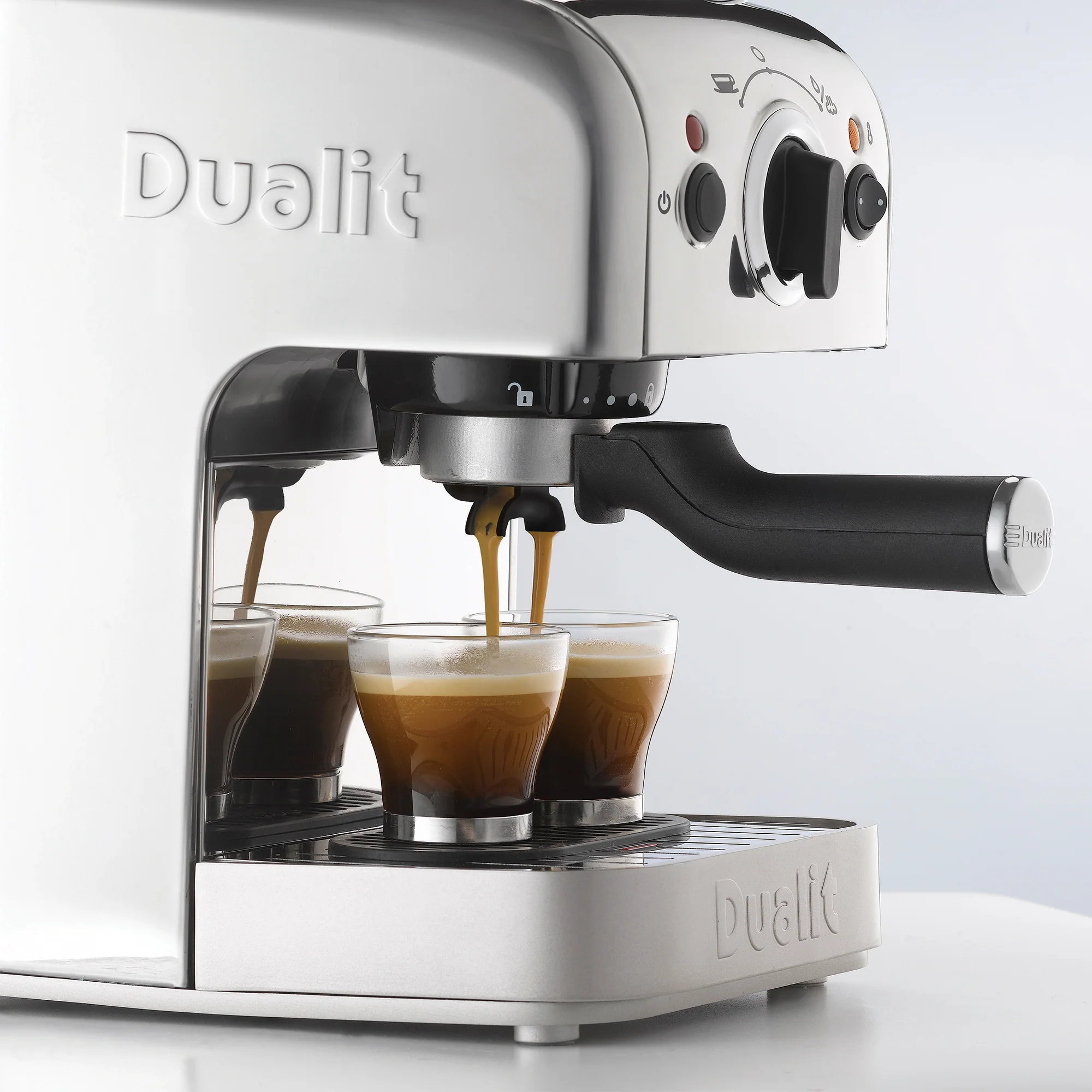 3 in 1 Coffee Machine - Image 5